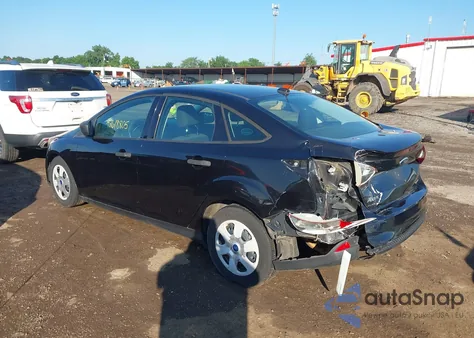 2013 Ford Focus S from USA, damaged, VIN 1FADP3E28DL143555